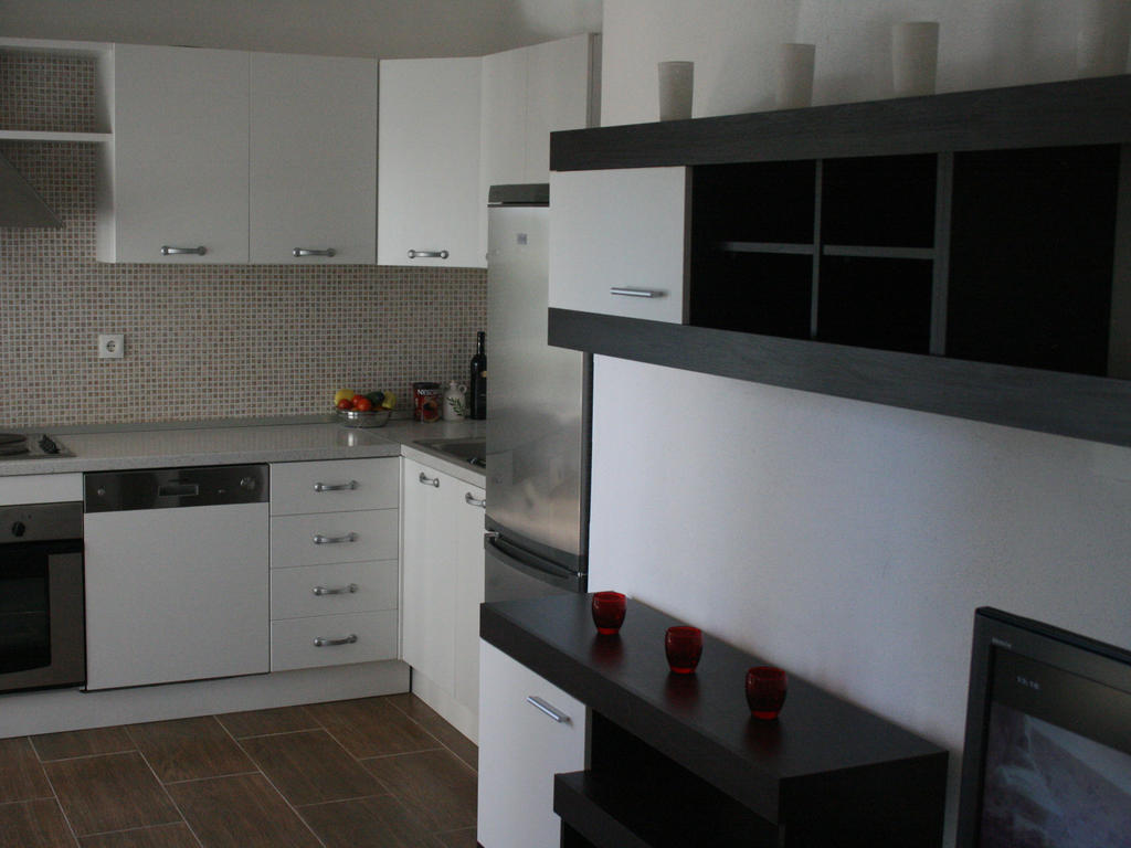 Apartments Kristina Milna  Rum bild